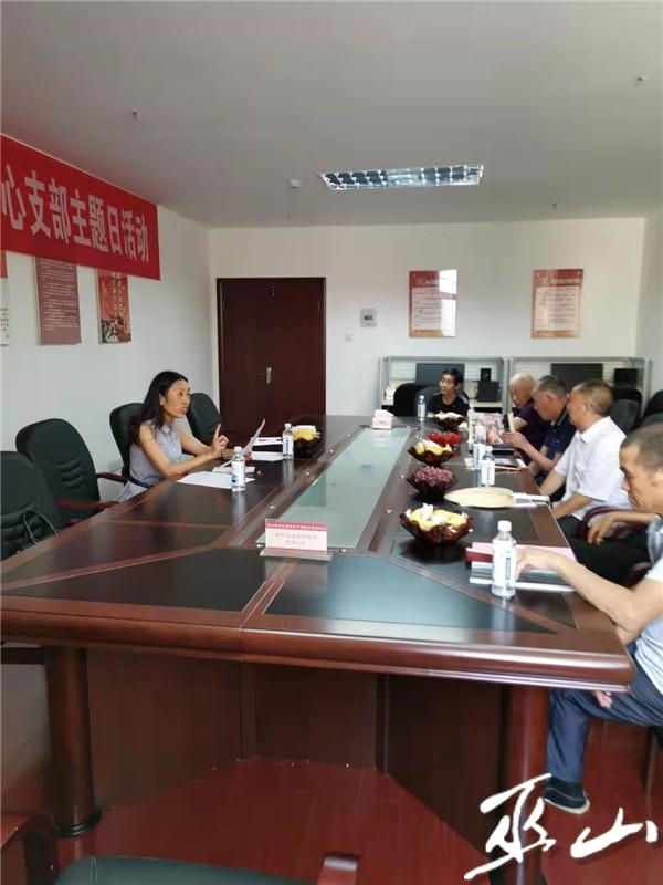 集體學習.jpg