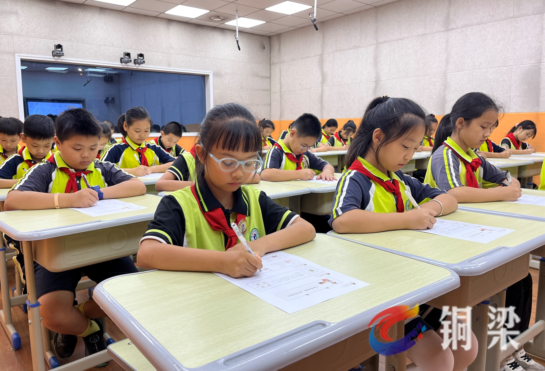 重庆市铜梁区玉泉小学图片