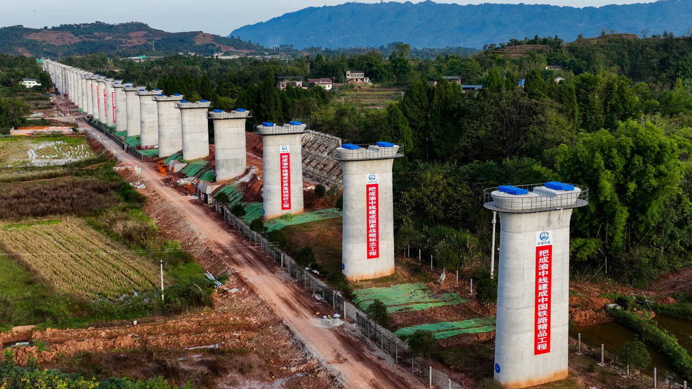 【新铜梁这一年】展现新作为 以实干实绩助力经济社会高质量发展