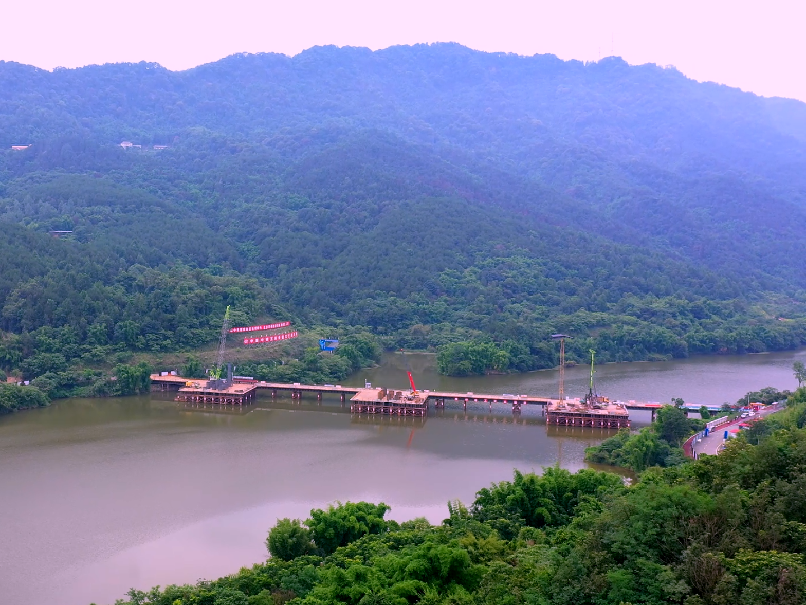 成渝中线高铁玄天湖双线大桥年底完成下部结构施工——铜梁网