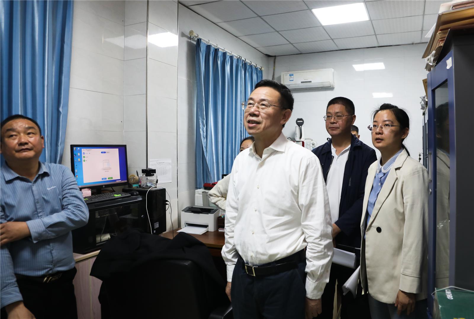 何友生：以党建统领推动产业发展，让乡村振兴底色更亮、成色更足