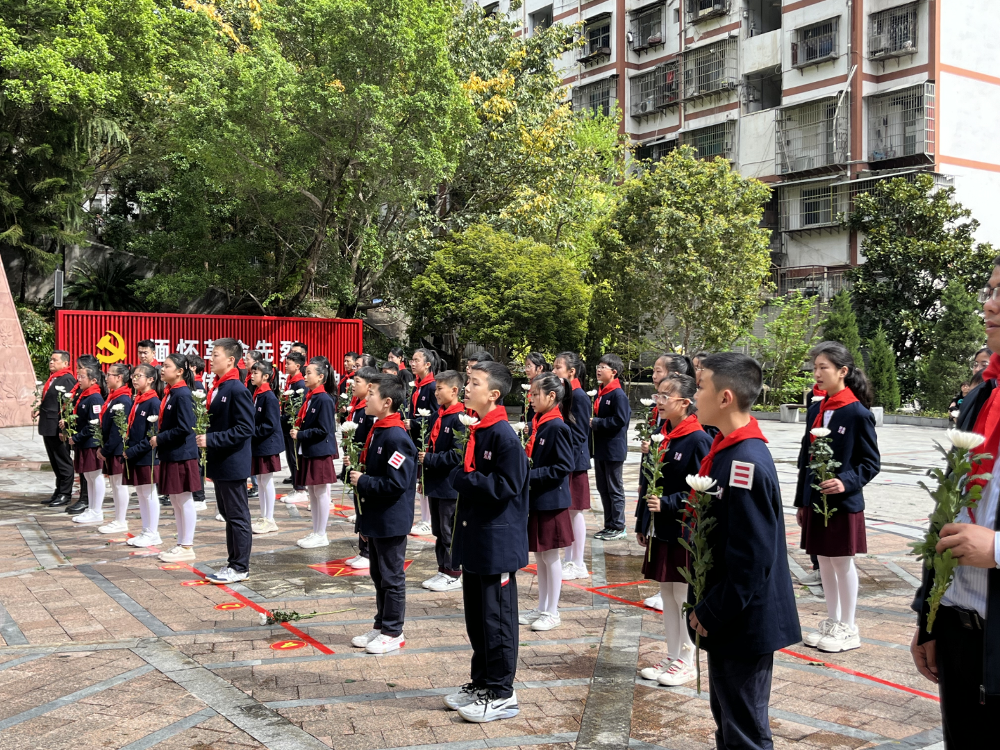 县退役军人事务局:奉节县彭咏梧烈士陵园举行"奉节县红领巾校外实践