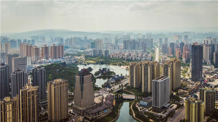 市人大代表,永川区委书记滕宏伟.记者 李天春 摄