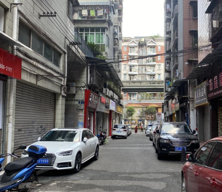 渝北区双龙湖街道凯歌路社区一碗水后街车辆乱停乱放-重庆网络问政