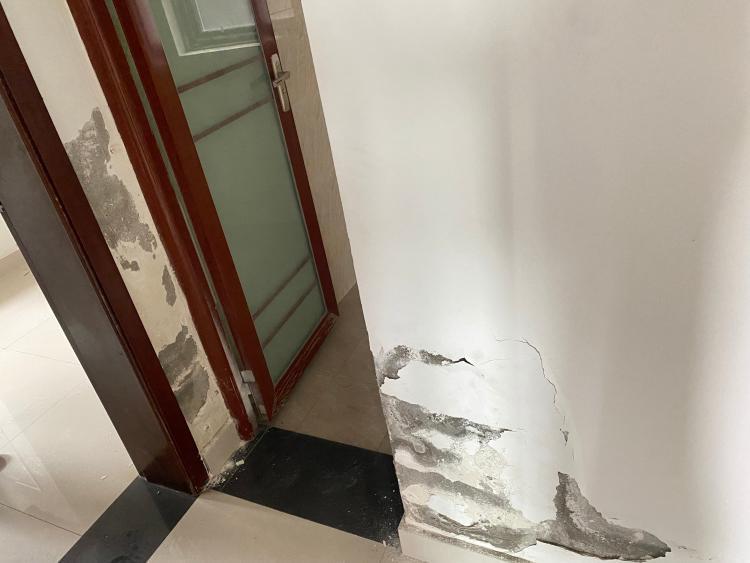 2023年碚都佳园施工方撤走2024年工程维修迟迟不移交相关部门承接维修