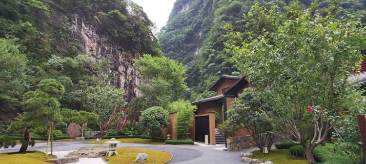 >金佛山北坡卧龙潭(正文)