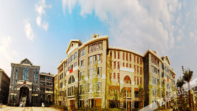 璧山中学枫香湖校区正式投用 首批2700余名初一新生报到入学