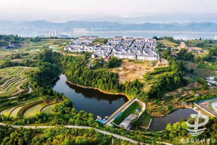 复兴镇高品质打造三峡库心江镇复兴