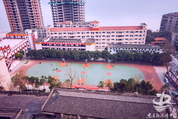 首页>新闻中心>忠县>社会>正文>忠州中学迁建工程(忠州中学银山校区)