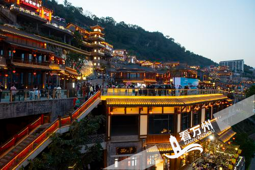 天生城文旅街区迎来旅游热潮-万州手机台