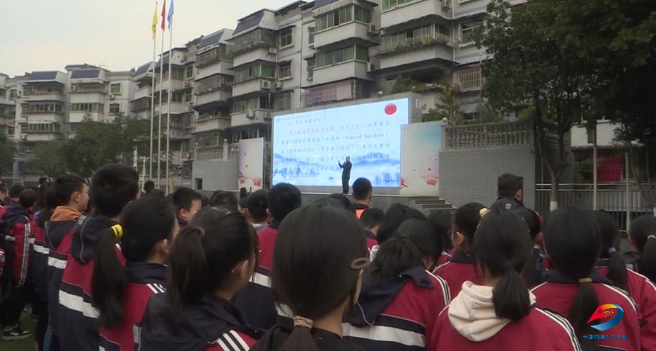 丰都实验中学校长图片