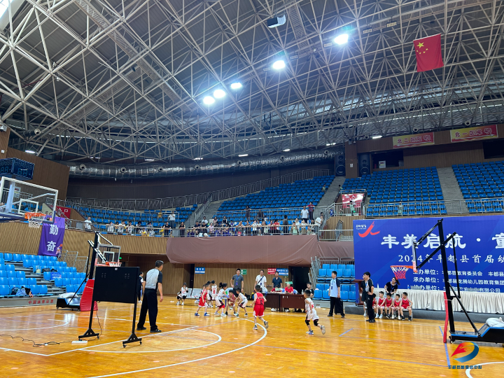 我县举办首届幼儿篮球活动-丰都新闻网