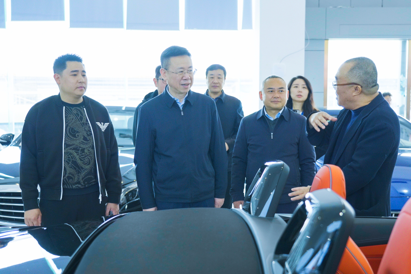 何友生：奋力实现一季度经济社会发展开门红﻿