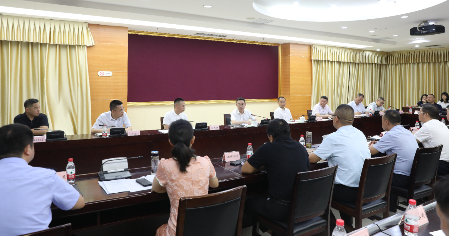 何友生：高标准、严要求做好中央生态环境保护督察整改工作，全面筑牢长江上游重要生态屏障